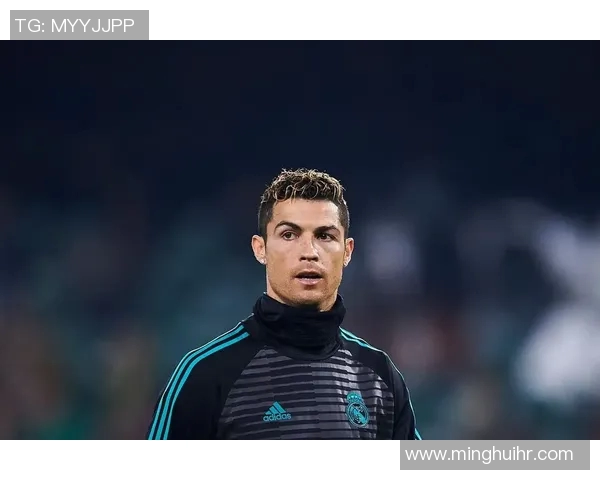 蓬松发型的足球明星男生们展现个性与风格的完美结合 蓬松发型的足球明星男生们展现个性与风格的完美结合